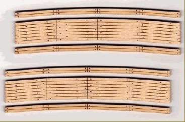 Blair Line N Scale Wood Curved Grade Crossing 14–16-Inch Radius 2-Pack – 027