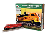N ES44AC “Gevo” and Mixed Freight Starter set – Canadian Pacific (106-0022) exact product view 1
