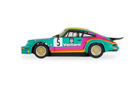 Scalextric C4439 Porsche 911 3.0 RSR side view