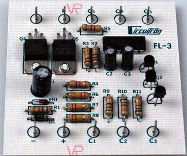 Circuitron FL-3 Three-Output Alternating Flasher 5103 – product or application view