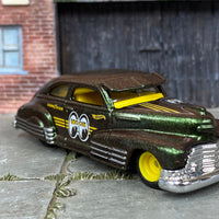 Custom Hot Wheels - 1947 Chevy Fleetline - Custom Green to Copper Chameleon Mooneyes - Yellow Steel Wheels - Rubber Tires