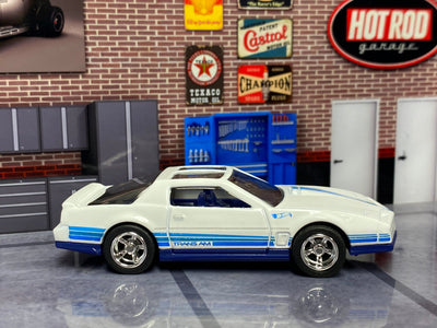 Custom Hot Wheels - 1984 Pontiac Firebird - White and Blue - Chrome AMR Wheels - Rubber Tires