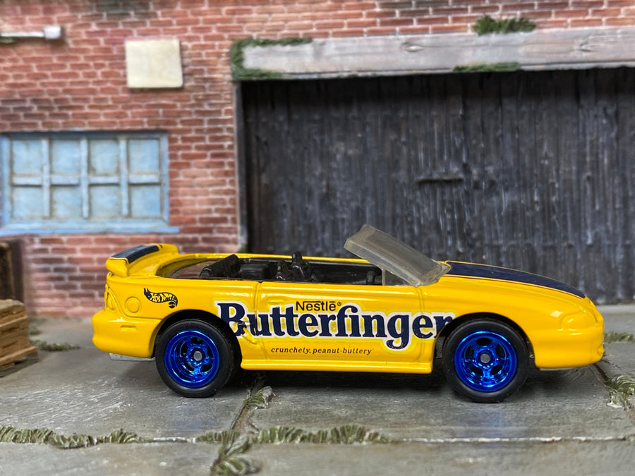 Custom Hot Wheels - 1996 Mustang GT Convertible - Yellow and Blue Butterfinger - Blue Mag Wheels - Rubber Tires