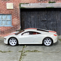 Custom Hot Wheels - 2012 Acura NSX Concept - White and Red - White 6 Spoke Wheels - Rubber Tires