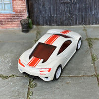 Custom Hot Wheels - 2012 Acura NSX Concept - White and Red - White 6 Spoke Wheels - Rubber Tires