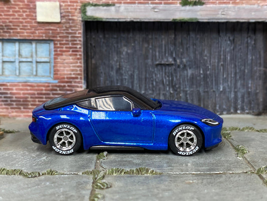 Custom Hot Wheels - 2023 Nissan Z - Blue - Chrome Track Wheels - DUNLOP Rubber Tires