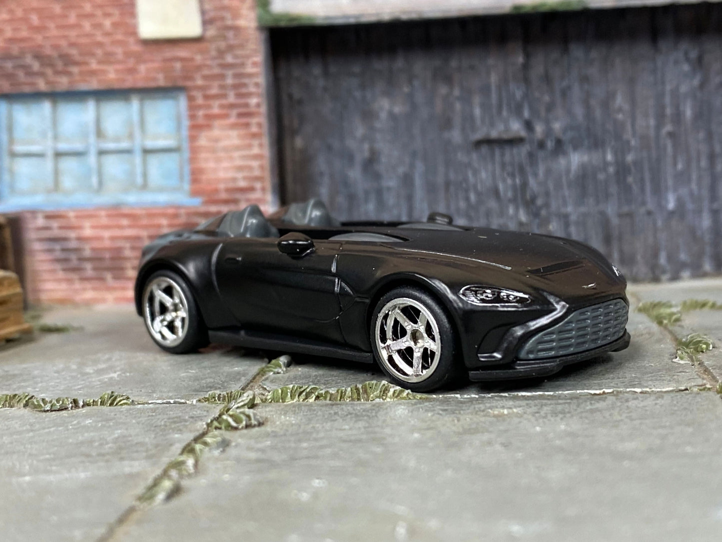 Custom Hot Wheels - Aston Martin V12 Speedster - Satin Black - Chrome Race Wheels - Rubber Tires