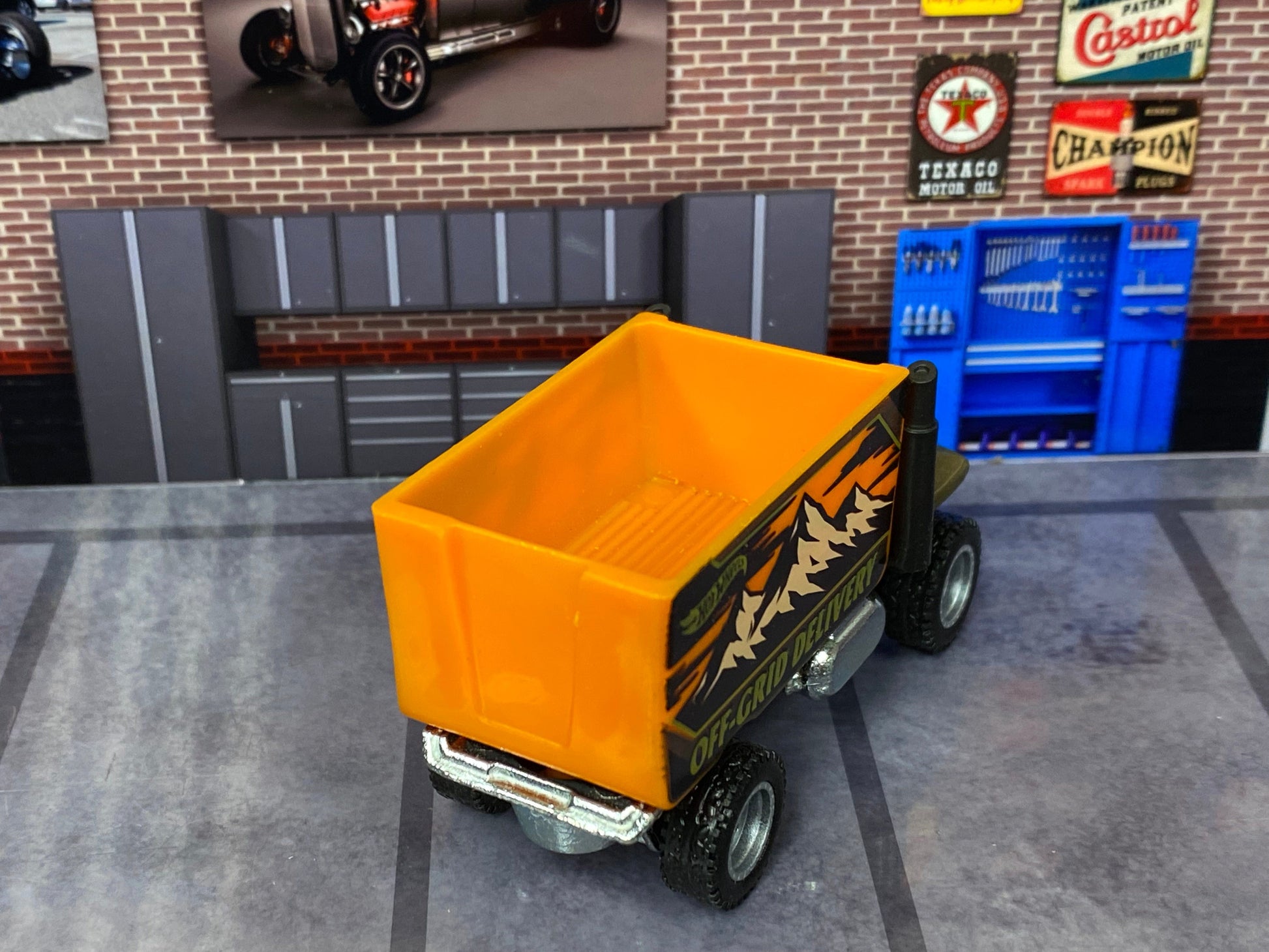 Custom Hot Wheels - Baja Hauler - Greena and Orange - Gray Beaded Wheels - Off Road Rubber Tires