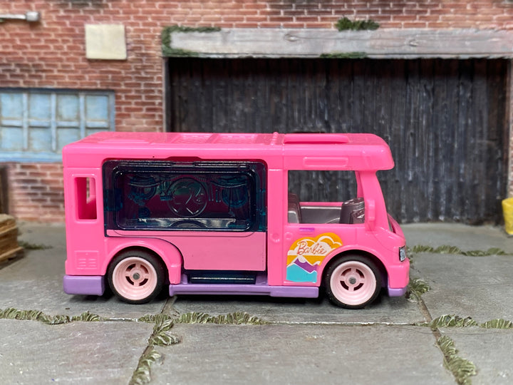 Custom Hot Wheels Barbie Dream Camper – Pink – Pink Wheels – Rubber Tires – side view