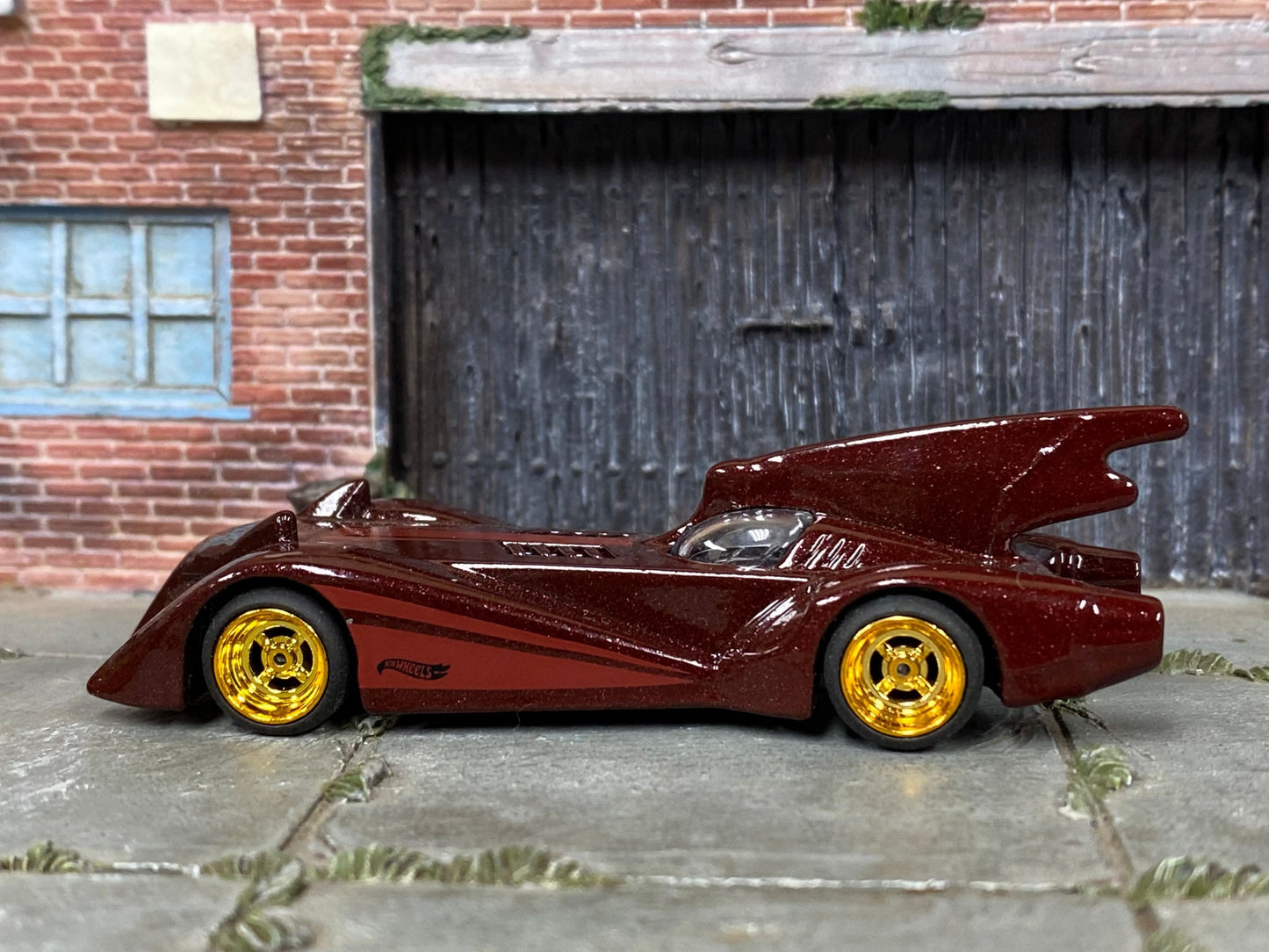 Custom Hot Wheels - Batman Batmobile - Burgundy - Gold 4 Spoke Wheels - Rubber Tires