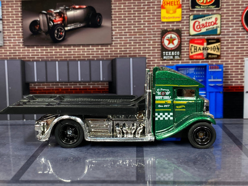 Custom Hot Wheels Fast Bed Hauler Green and Black Black 5 Spoke Muncle Mikes
