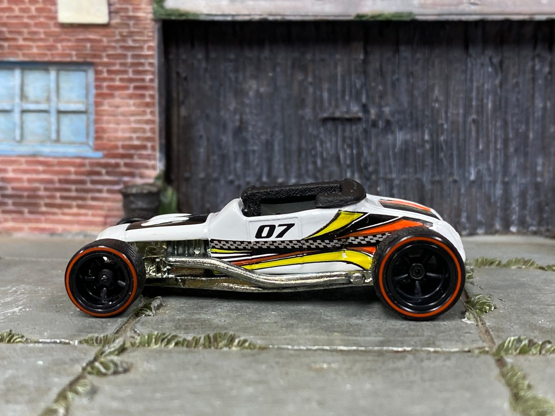 Custom Hot Wheels - Ford Track T T-Bucket - White and Black - Black Mag Wheels - Redline Rubber Tires