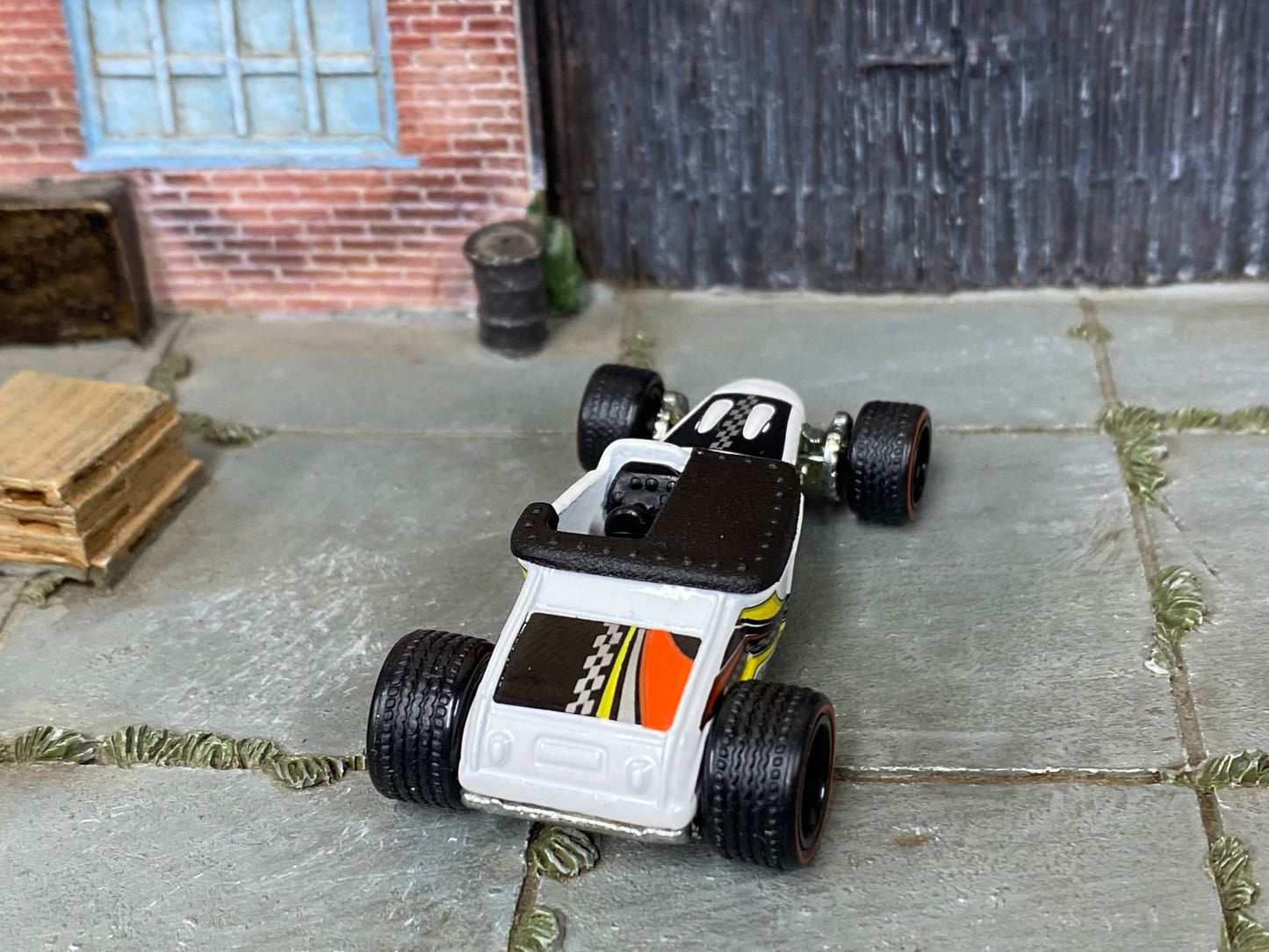 Custom Hot Wheels - Ford Track T T-Bucket - White and Black - Black Mag Wheels - Redline Rubber Tires