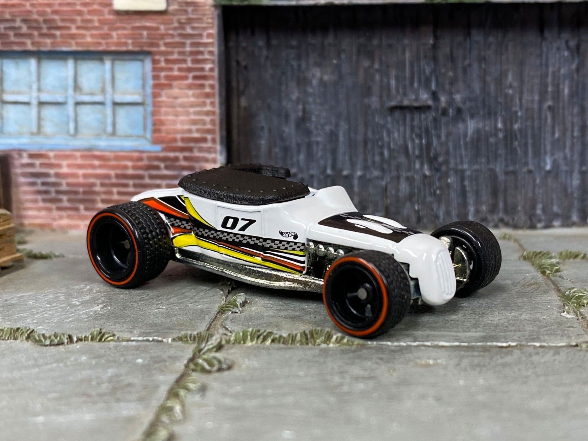 Custom Hot Wheels - Ford Track T T-Bucket - White and Black - Black Mag Wheels - Redline Rubber Tires