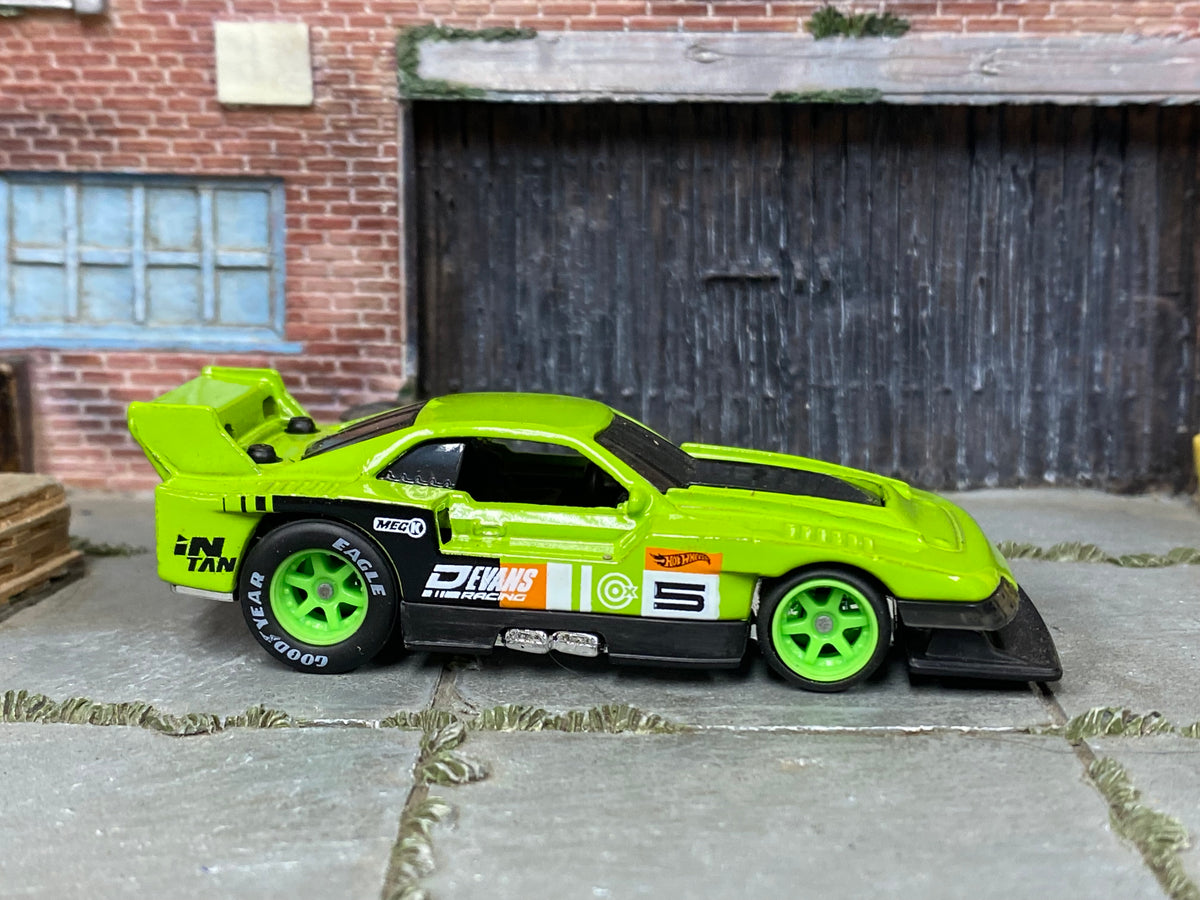 Custom Hot Wheels GT-Scorcher – Lime #5 – Printed Goodyear Rubber Tires – side view