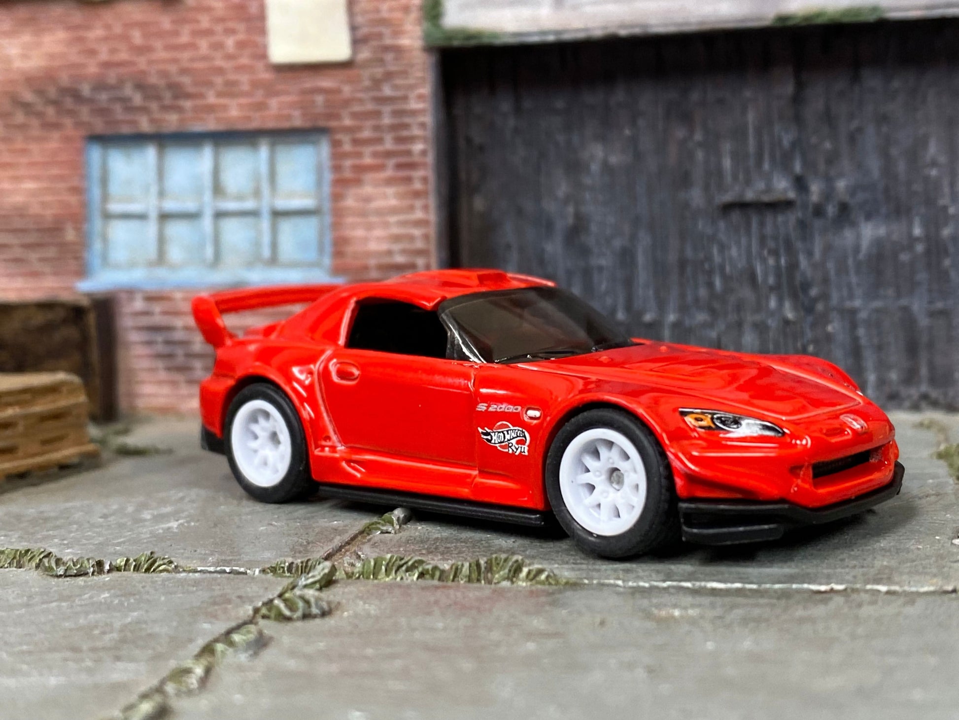 Custom Hot Wheels - Honda S2000 - Red - White 12 Spoke Thunder Wheels - Rubber Tires