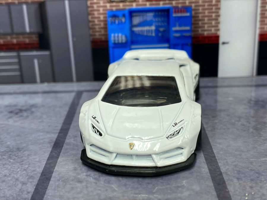 Custom Hot Wheels - LB WORKS Lamborghini Huracan Coupe - White and Black - Gray and Chrome 4 Spoke Wheels - Rubber Tires