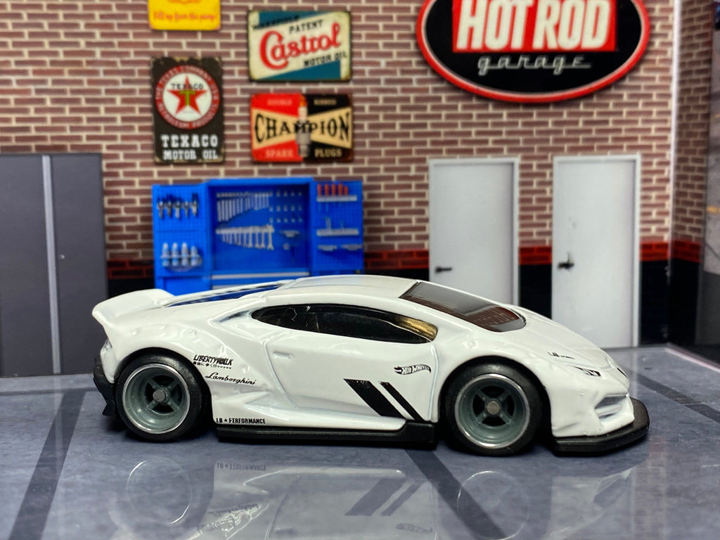 Custom Hot Wheels - LB WORKS Lamborghini Huracan Coupe - White and Black - Gray and Chrome 4 Spoke Wheels - Rubber Tires