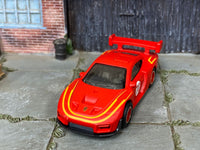 Satin-red Porsche 935 custom Hot Wheels number 70, front and roof view