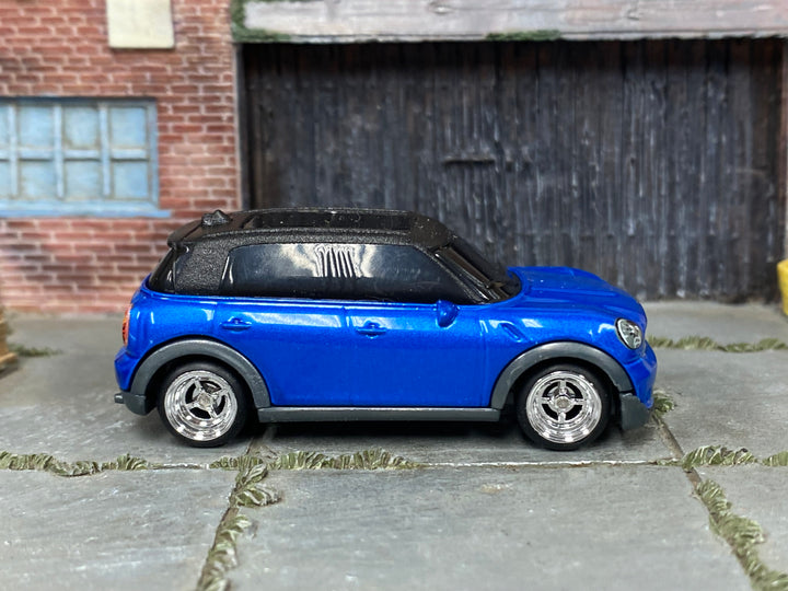 Custom Matchbox Mini Countryman, Blue and black with chrome wheels, side view