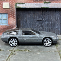 DIY Hot Wheels Car Kit - DeLorean - Build Your Own Custom Hot Wheels!