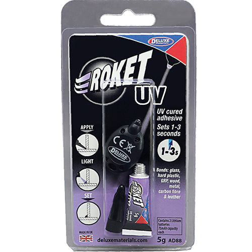 Deluxe Materials AD88 Roket UV 5 g adhesive and UV light in retail packaging