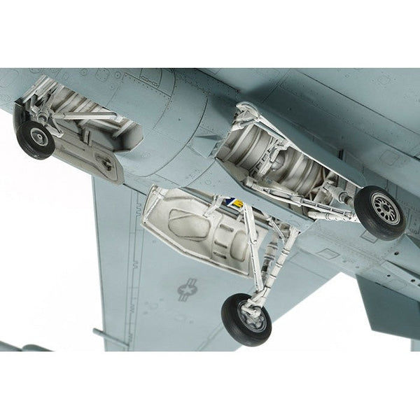 Tamiya F-16CJ Fighting Falcon — exact product view