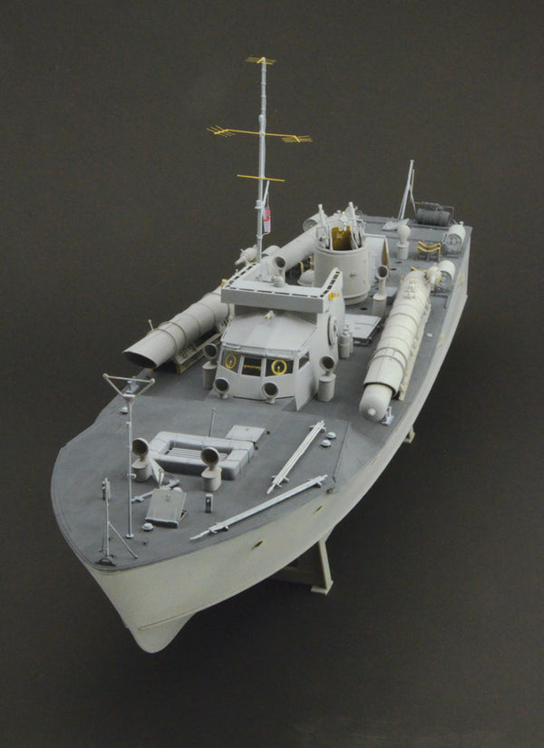 Italeri5610 Vosper MTB77 1/35 assembled example 1