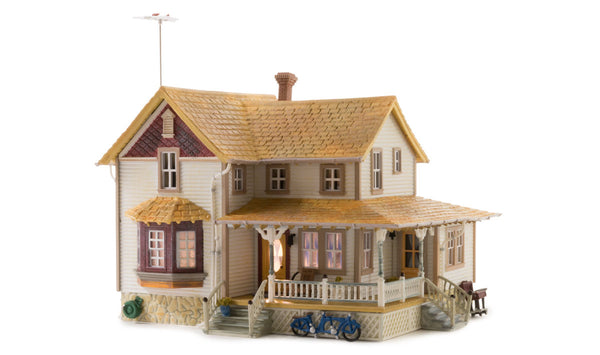 Woodland Scenics BR5046 HO Corner Porch House front view