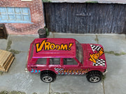 1997 Hot Wheels Range Rover pearl magenta Biff Bam Boom loose truck, top view
