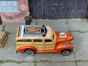 Hot Wheels 2000 '40s Woodie Linked top view