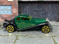 Hot Wheels ’37 Bugatti metallic green yellow flames loose car, right side view