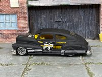 Hot Wheels ’47 Chevy Fleetline black Mooneyes — left side view