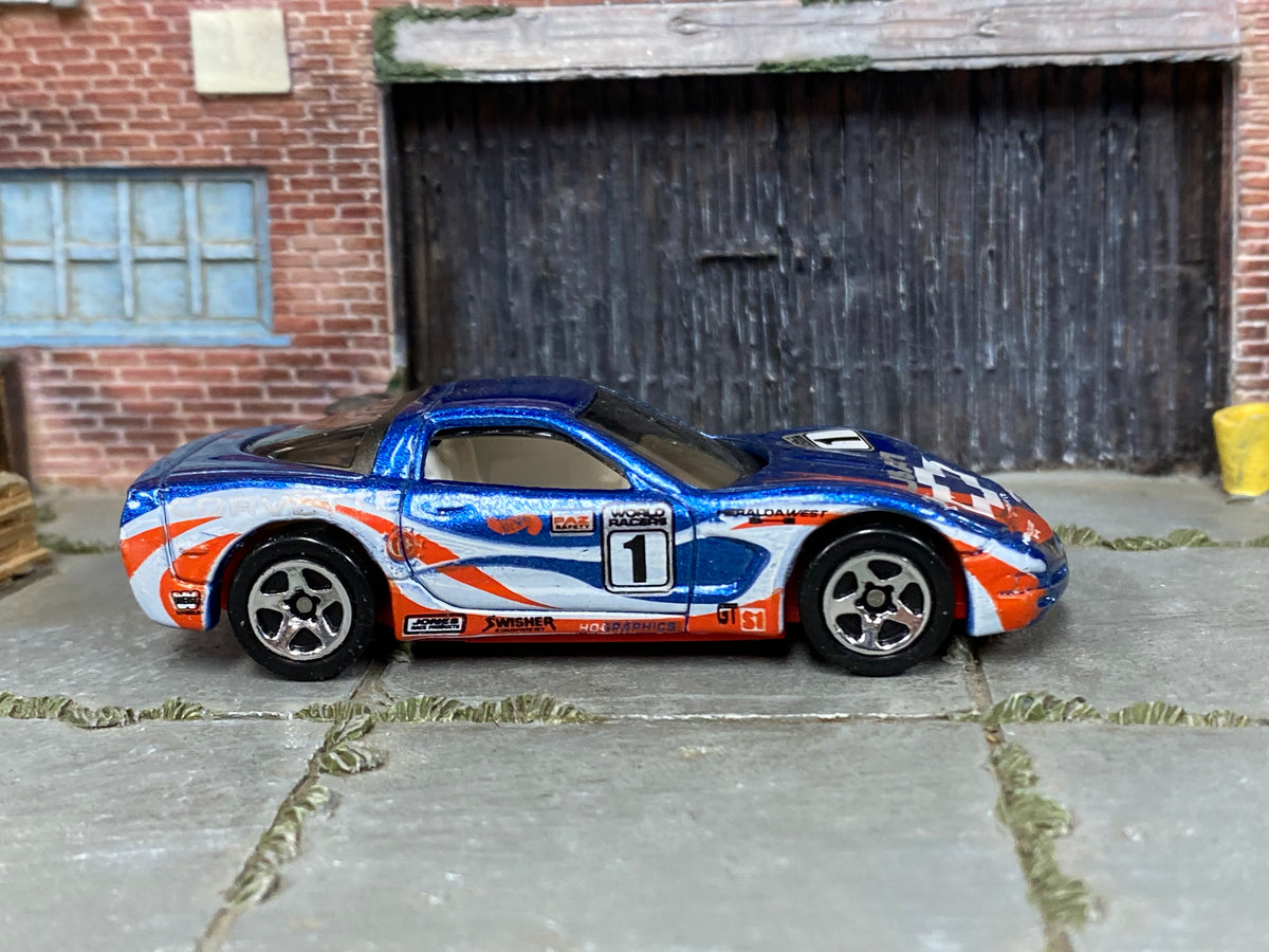 Hot Wheels '97 Corvette blue World Racers 1 loose car, right side view