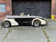 Hot Wheels Auburn 852 — left-side view