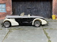 Hot Wheels Auburn 852 — left-side view