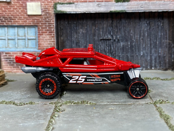 Hot Wheels Dune It Up red number 25 loose buggy, right-side view