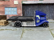 Hot Wheels Fast-Bed Hauler blue Speed Shop, right side view