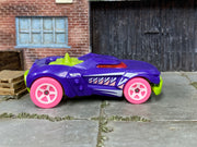 Hot Wheels Growler purple with pink wheels — right side view