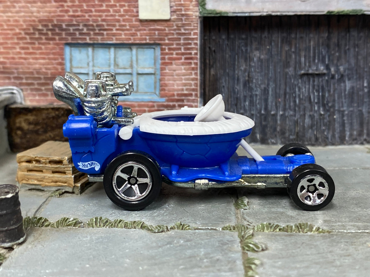 Hot Wheels Hot Seat blue and white, right side view