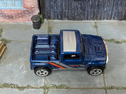 Hot Wheels Hummer H3T Concept metallic blue loose truck, top view