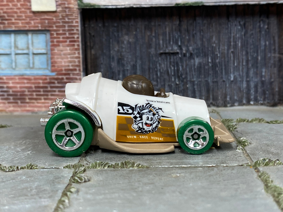 Hot Wheels Instant Boost white and green number 15 loose car, right side view