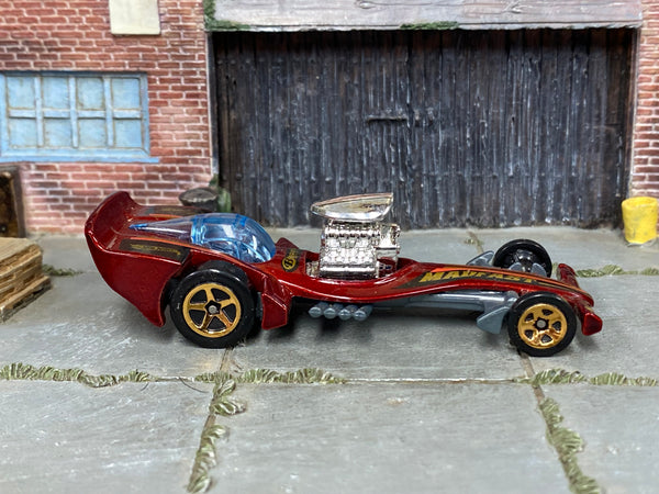Hot Wheels Madfast maroon Track Aces HYY09 loose car, right-side view