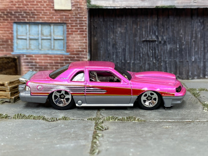 Hot Wheels Matt and Debbie Hay 1988 Pro Street Thunderbird pink loose car, right-side view