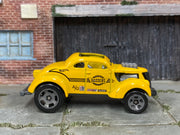 Hot Wheels Pass'n Gasser 2026 yellow Southeast Gassers, right-side view