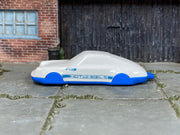 White and blue Hot Wheels Porsche 911 Carrera Clip — left side view