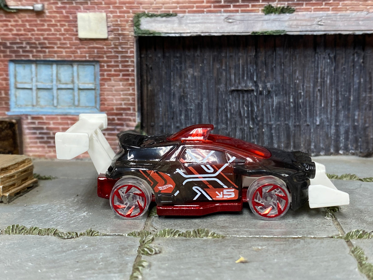 Hot Wheels Prototype H-24 T9924 black and white Raceway loose car, right-side view
