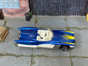 Hot Wheels Street Beast Swingfire blue and white, top view