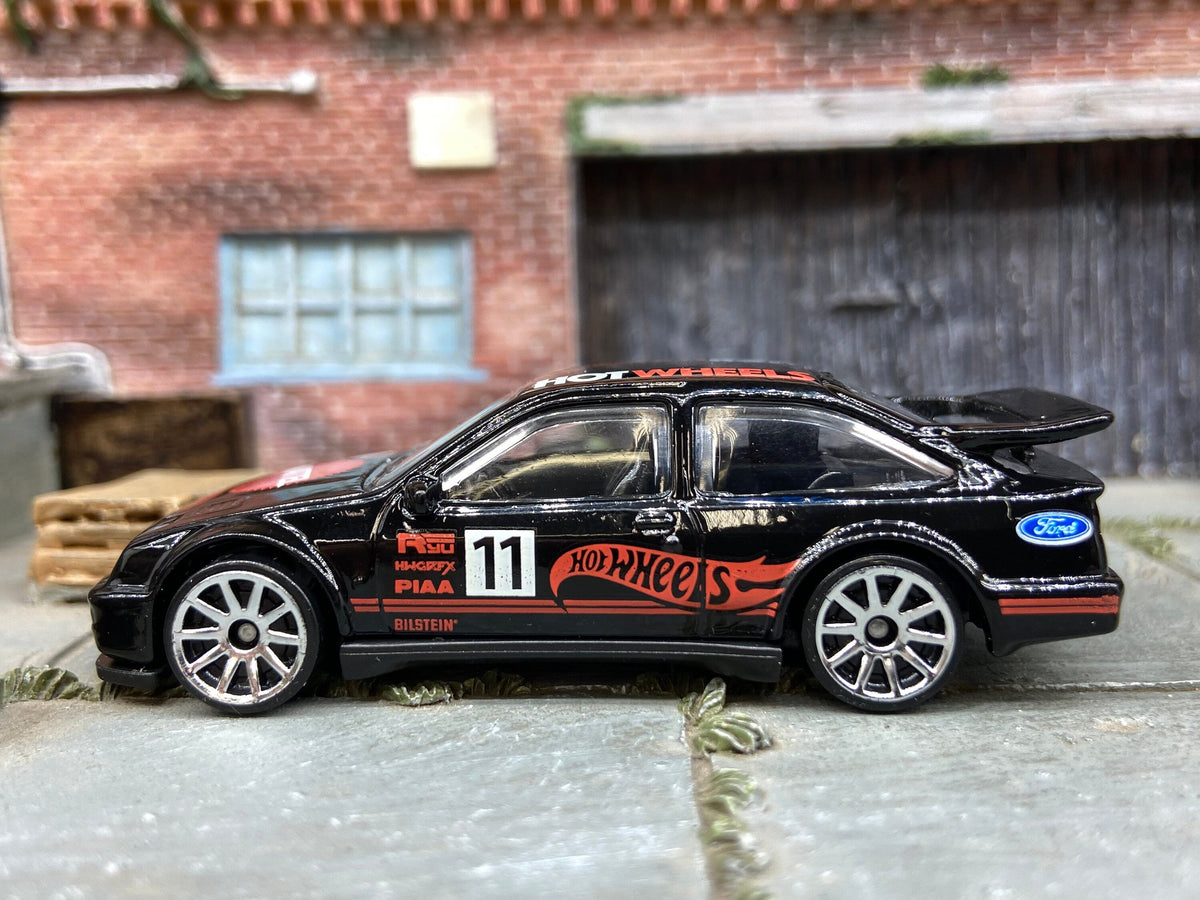 Loose Hot Wheels – 1987 Ford Sierra Cosworth, Black Race Livery