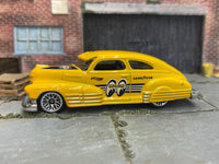 Loose Hot Wheels - 1947 Chevy Fleetline - Yellow Mooneyes Livery — view 3